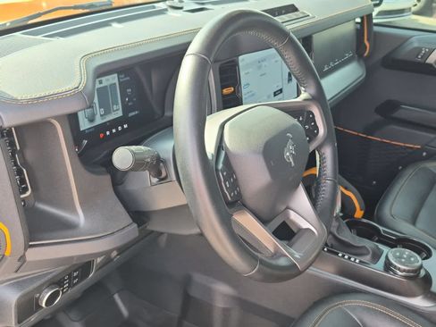 Used 2024 Ford Bronco Badlands AWD/4WD image 10