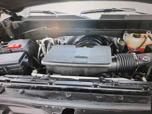 Used 2025 Chevrolet Silverado 1500 RST w/ Convenience Package II AWD/4WD image 17