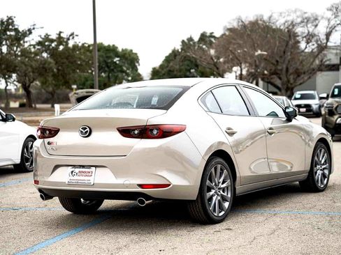 New 2026 MAZDA MAZDA3 2.5 S Preferred image 4