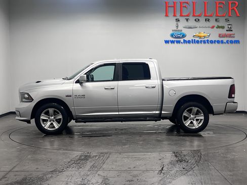 Used 2016 RAM 1500 Sport RWD image 1