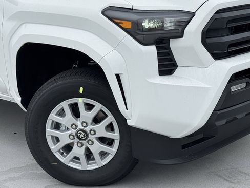 New 2026 Toyota Tacoma SR5 image 10