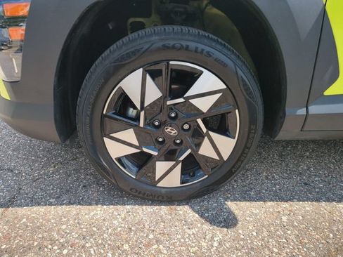 Certified 2024 Hyundai Kona SEL AWD/4WD image 21