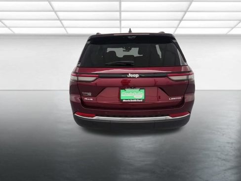 Used 2022 Jeep Grand Cherokee Limited w/ Luxury Tech Group II AWD/4WD image 7
