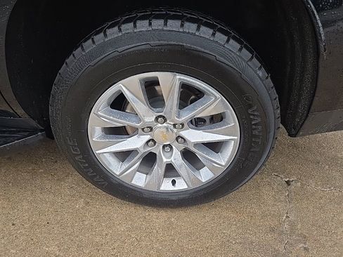 Used 2024 Chevrolet Tahoe Premier image 24