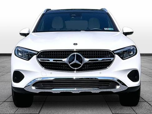 Used 2026 Mercedes-Benz GLC 300 4MATIC image 2