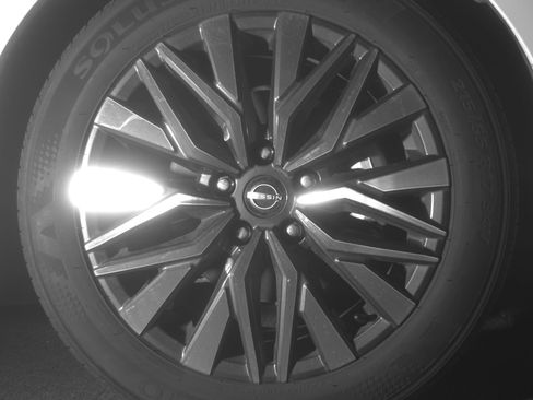 Used 2025 Nissan Altima 2.5 SV image 13