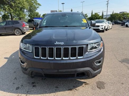 Used 2014 Jeep Grand Cherokee Laredo w/ 18" Wheel & 8.4" Radio Group AWD/4WD image 2