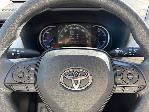 New 2025 Toyota RAV4 XLE image 16