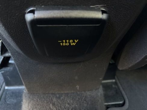 Used 2017 Ford Escape Titanium w/ Equipment Group 301A image 33