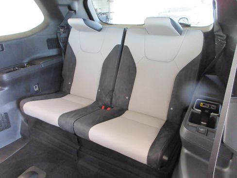 Used 2026 Lexus TX 500h AWD image 21
