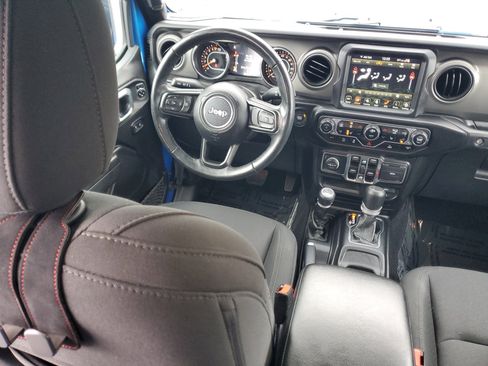 Used 2022 Jeep Gladiator Willys image 13