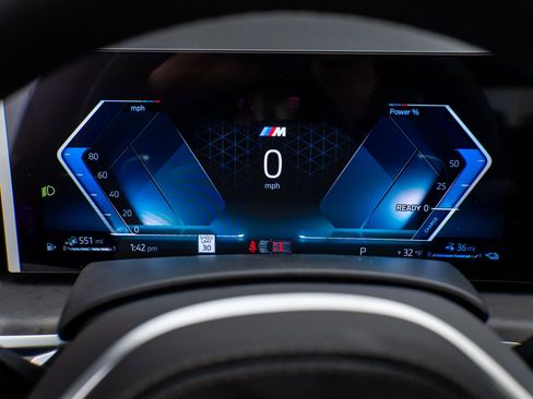 New 2026 BMW X5 xDrive50e w/ Executive Package image 26