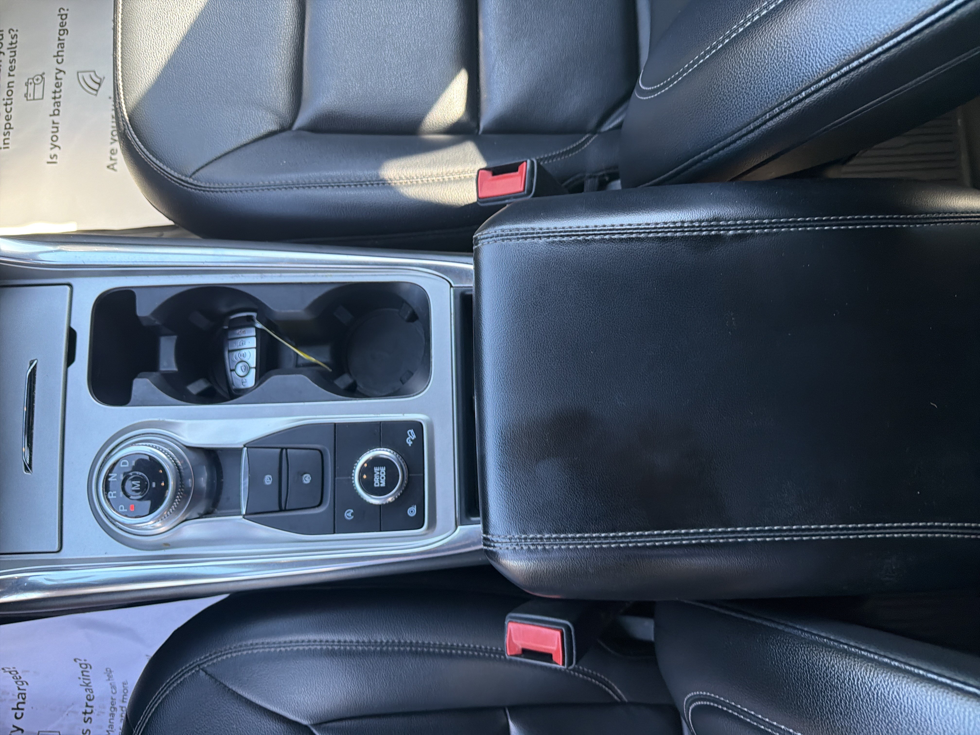 Used 2020 Ford Explorer XLT w/ Equipment Group 202A AWD/4WD image 18