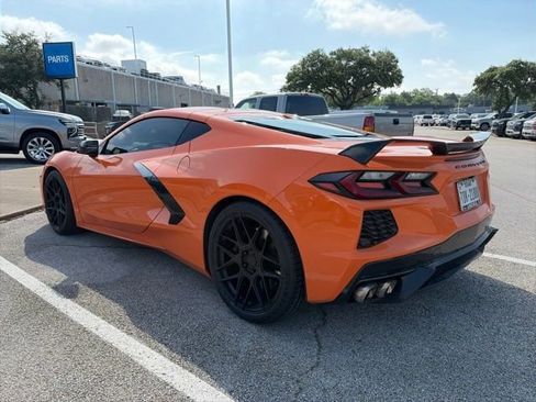 Used 2022 Chevrolet Corvette Stingray Preferred Cpe w/ Z51 Performance Package RWD image 4