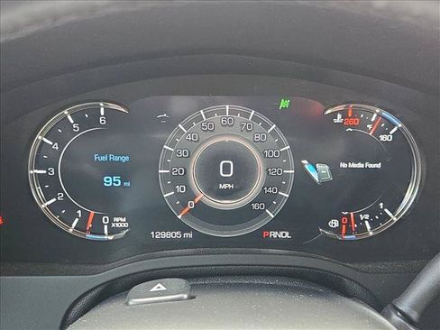 Used 2018 Cadillac Escalade ESV Platinum RWD image 11