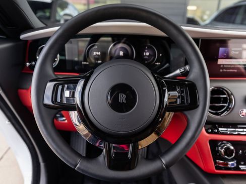 Used 2024 Rolls-Royce Spectre w/ Spectre Launch Package image 31