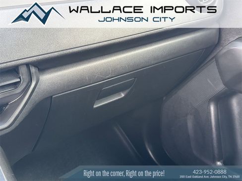 Used 2024 Chevrolet Colorado Trail Boss w/ Technology Package image 21