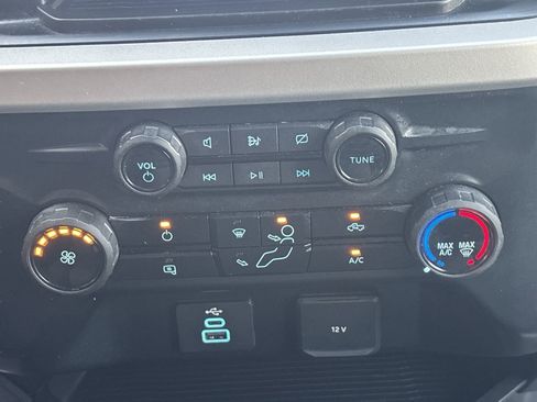 Used 2024 Ford F250 XLT image 23