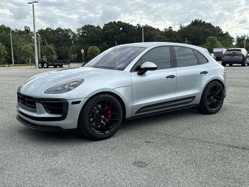 Used 2023 Porsche Macan S AWD/4WD image 8
