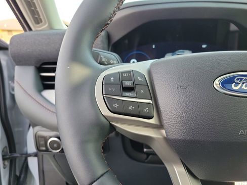 New 2026 Ford Explorer Active w/ Active Comfort Package image 23