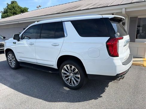 Used 2024 GMC Yukon Denali RWD image 4