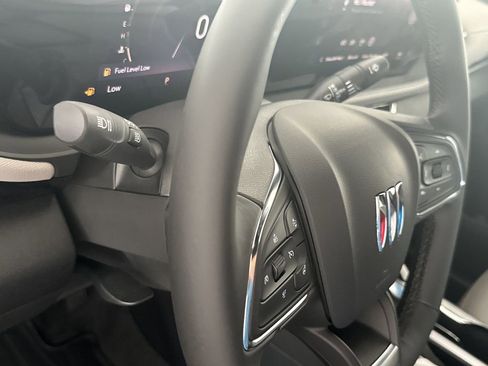 New 2026 Buick Envista Avenir image 19