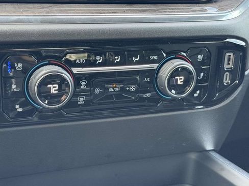 Used 2024 Chevrolet Silverado 2500 LTZ w/ LTZ Convenience Package AWD/4WD image 32