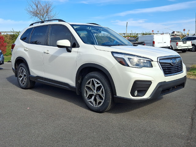 Used 2021 Subaru Forester Premium AWD/4WD image 1