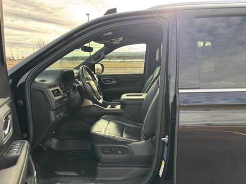 Used 2021 Chevrolet Tahoe Premier w/ Premium Package image 8