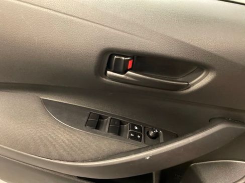 Used 2023 Toyota Corolla LE FWD image 14