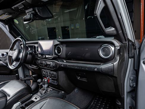 Used 2021 Jeep Wrangler Unlimited Rubicon w/ Trailer Tow Package image 17