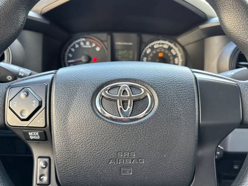 Used 2017 Toyota Tacoma SR w/ SR Convenience Package image 22