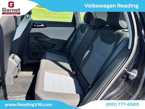 Used 2025 Volkswagen Taos S AWD/4WD image 13