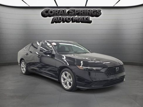 Certified 2025 Honda Accord LX image 1