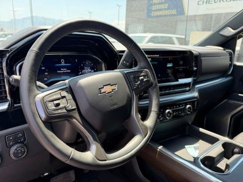 Used 2024 Chevrolet Silverado 3500 High Country AWD/4WD image 7