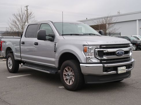 Used 2021 Ford F250 XL w/ STX Appearance Package image 2