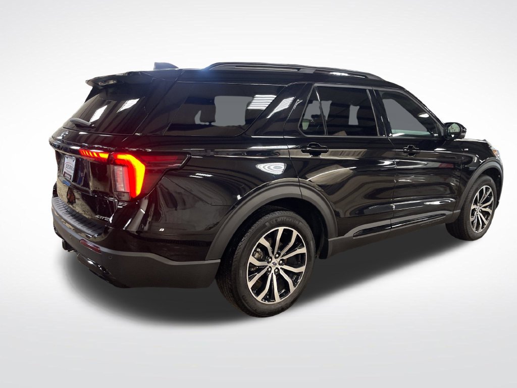 Used 2026 Ford Explorer ST-Line AWD/4WD image 5