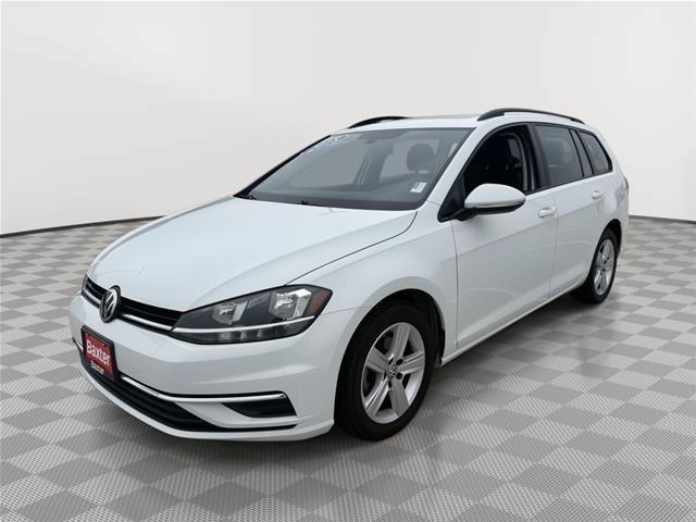 Used 2018 Volkswagen Golf SE FWD image 3