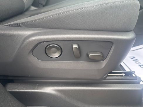 New 2026 Chevrolet Tahoe LS image 12