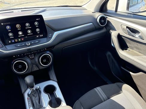 Used 2023 Chevrolet Blazer LT image 26