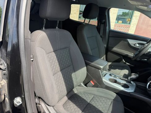 Used 2021 Chevrolet Blazer LT FWD image 32