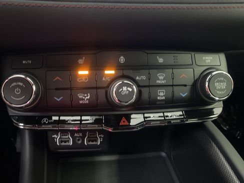 New 2024 Dodge Durango GT image 12