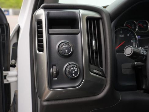 Used 2018 Chevrolet Silverado 1500 LT w/ All Star Edition AWD/4WD image 18