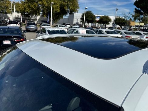 Used 2022 Audi SQ5 Premium image 25