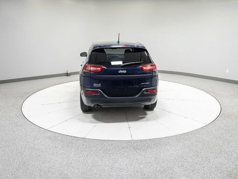 Used 2016 Jeep Cherokee Sport AWD/4WD image 26