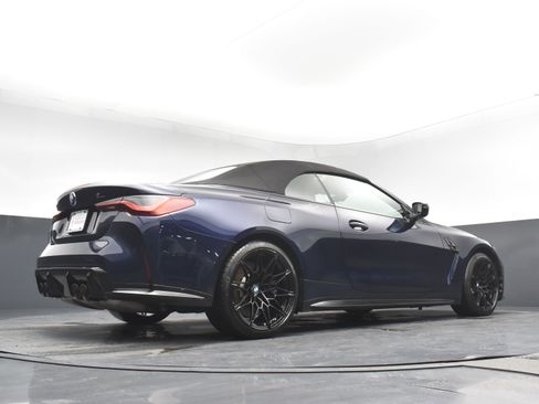Used 2024 BMW M4 xDrive Competition w/ Executive Package image 25