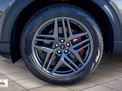 New 2026 Ford Explorer ST-Line w/ ST-Line Street Pack image 11