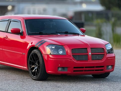 Used 2007 Dodge Magnum R/T w/ Convenience Group II RWD image 15