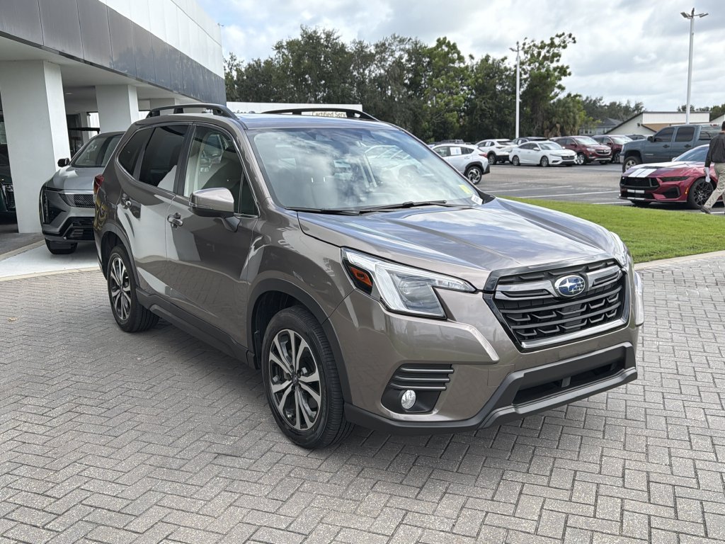 Certified 2023 Subaru Forester Limited AWD/4WD image 6