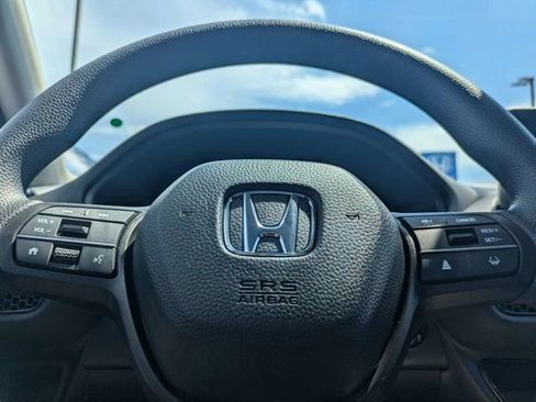 New 2026 Honda HR-V LX image 28